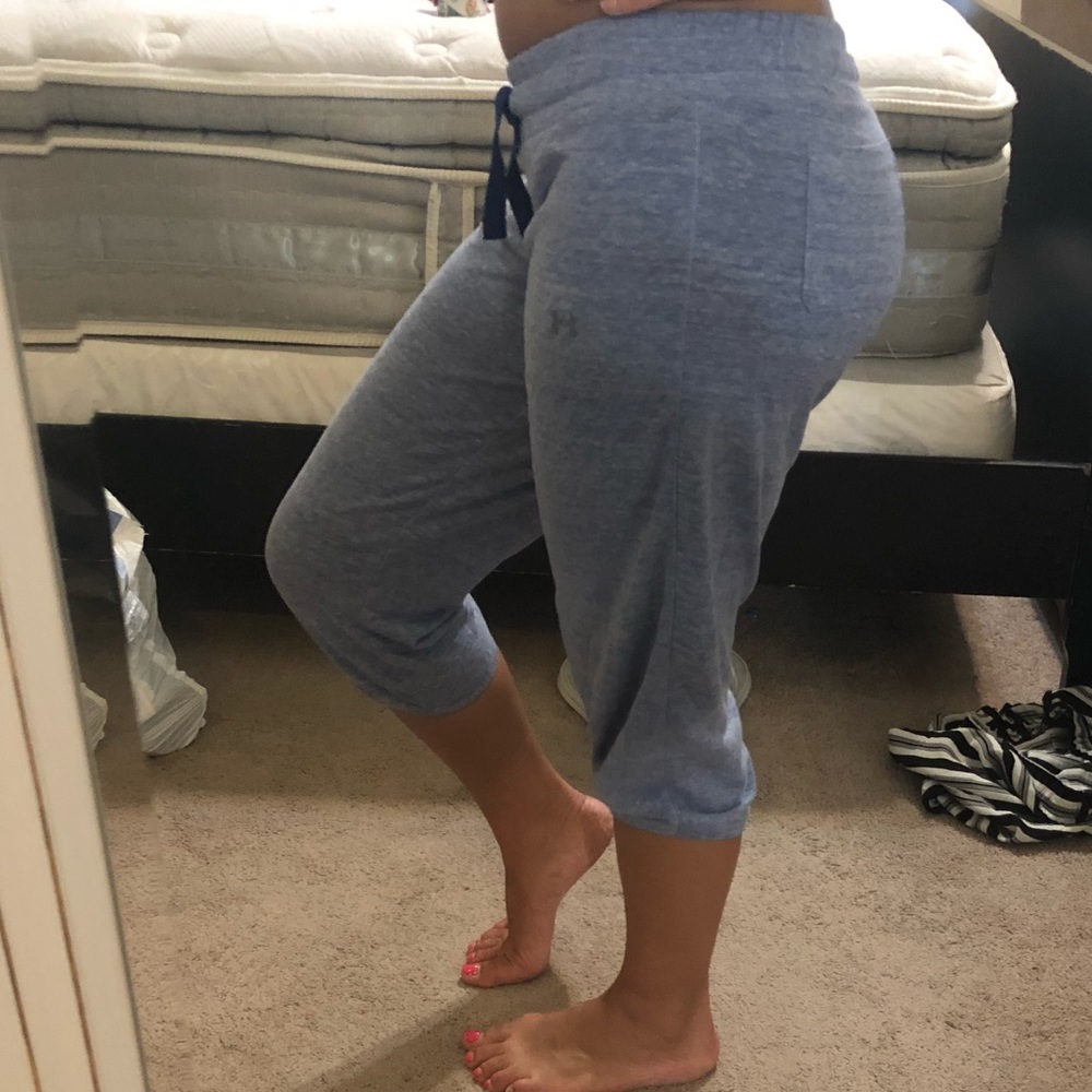 Blue Under Armour cotton capri